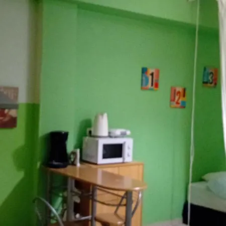 Homy Cozy Towards The Centre דירה